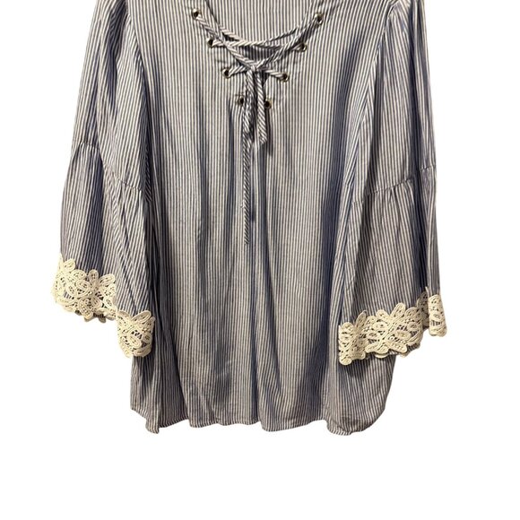 Westport Blue & White Striped Lace-Up Blouse Sz 1X sleeves 3/4 blouse - Picture 8 of 12